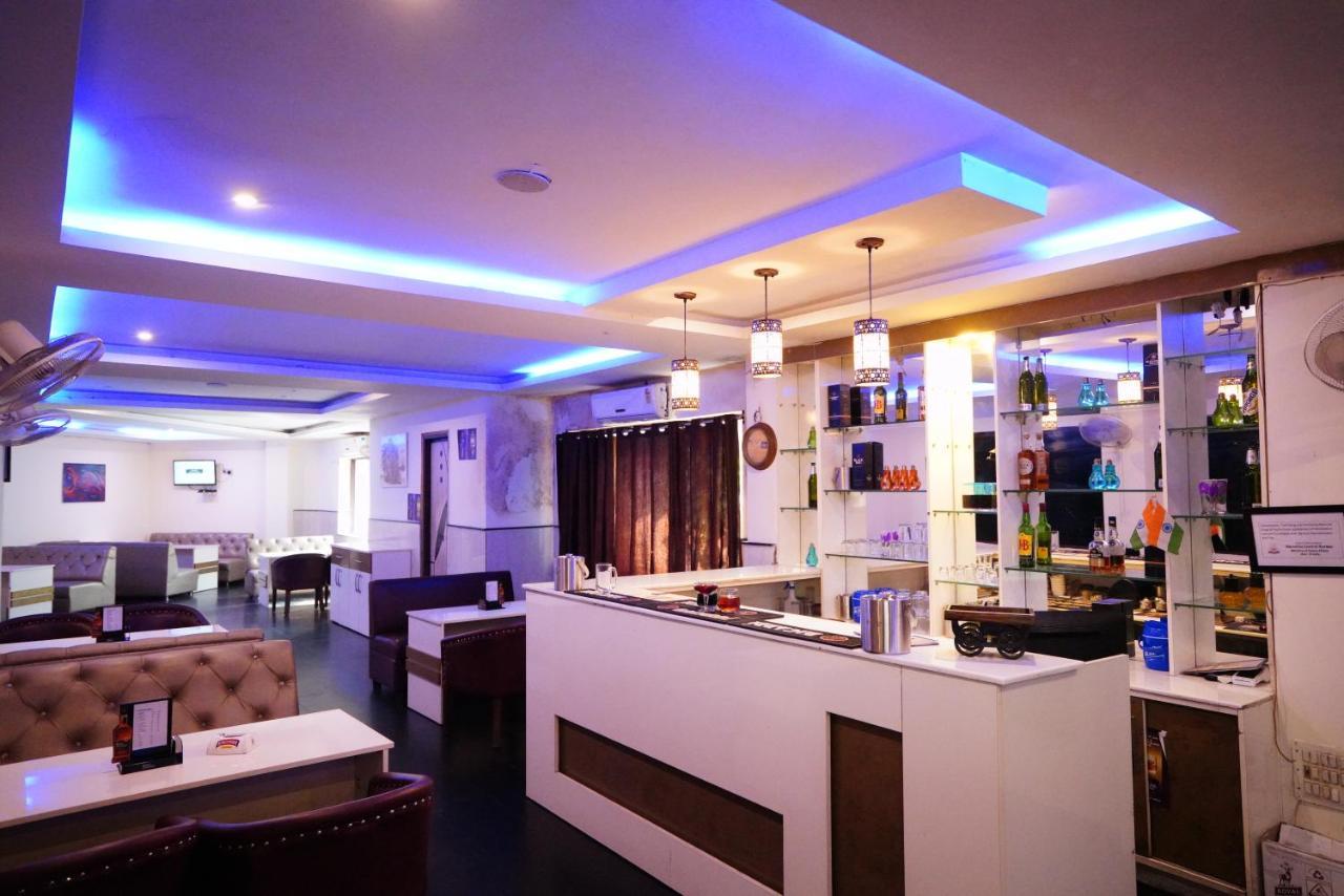 Hotel Gaurab Near Paltan Bazaar Dehradun Ngoại thất bức ảnh