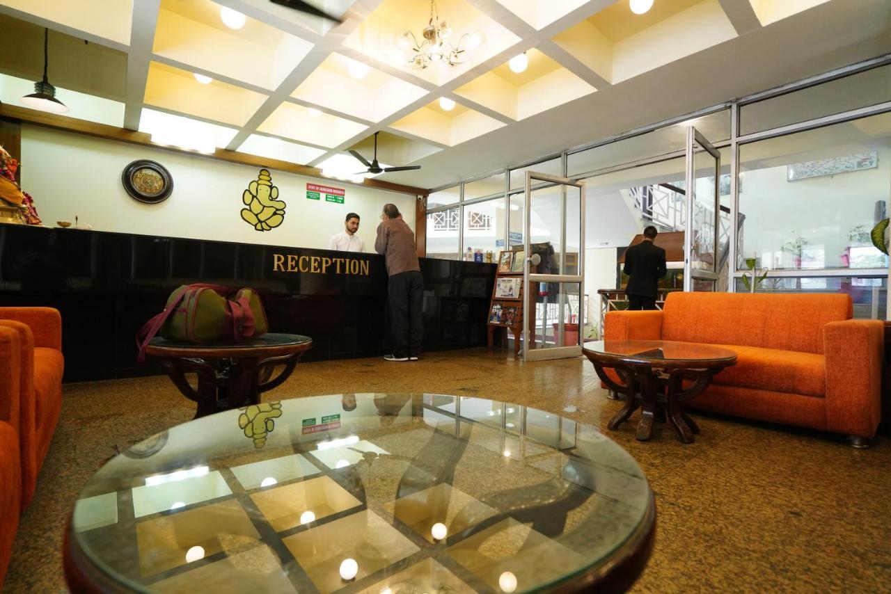 Hotel Gaurab Near Paltan Bazaar Dehradun Ngoại thất bức ảnh