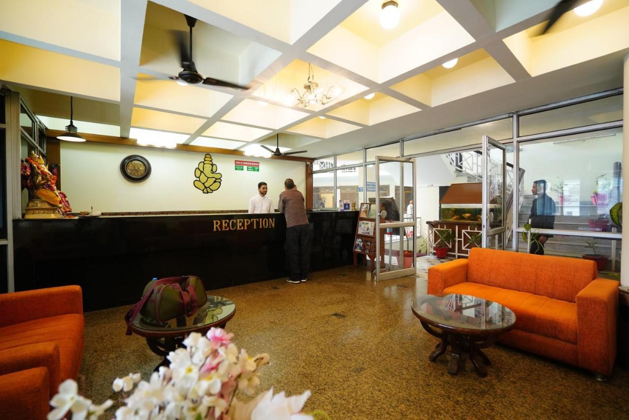 Hotel Gaurab Near Paltan Bazaar Dehradun Ngoại thất bức ảnh
